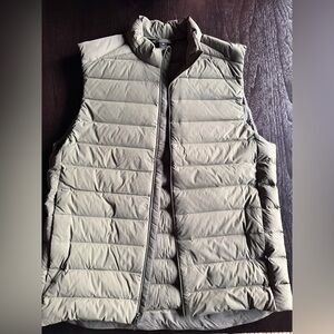 Lululemon Men’s Navigation down best